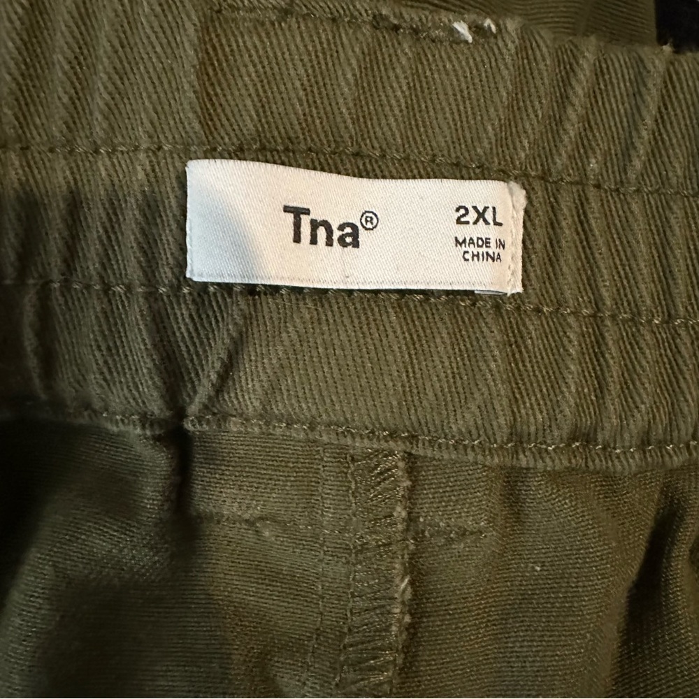 Aritzia TNA Fatigue Olive Green High Rise Cargo Pant Black Belted Size 2XL NWT - Picture 12 of 16
